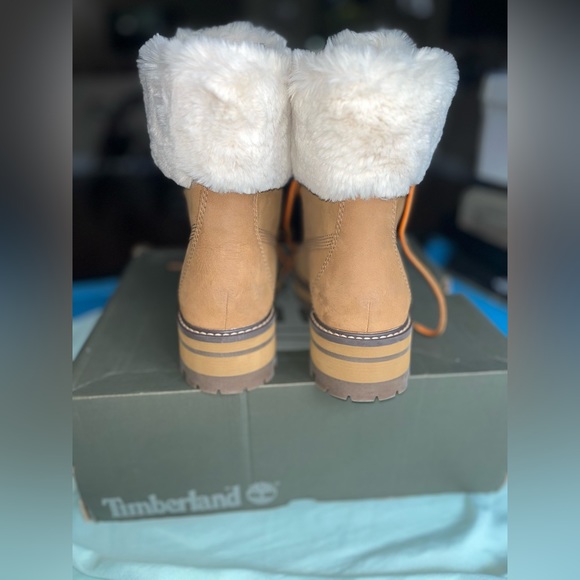 Timberland Courmayeur Valley 6-Inch Faux Fur Lined Waterproof womens Boot - Picture 11 of 12